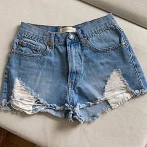 PPLA Jean shorts with rips